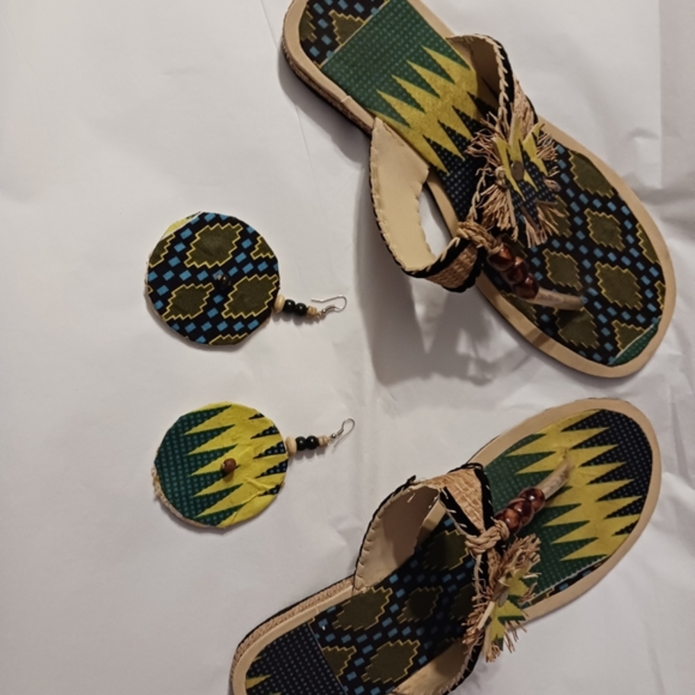 Earrings ONLY.